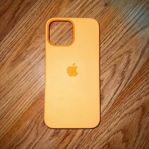 iPhone 13 Pro Max Silicone Case with MagSafe
- Marigold